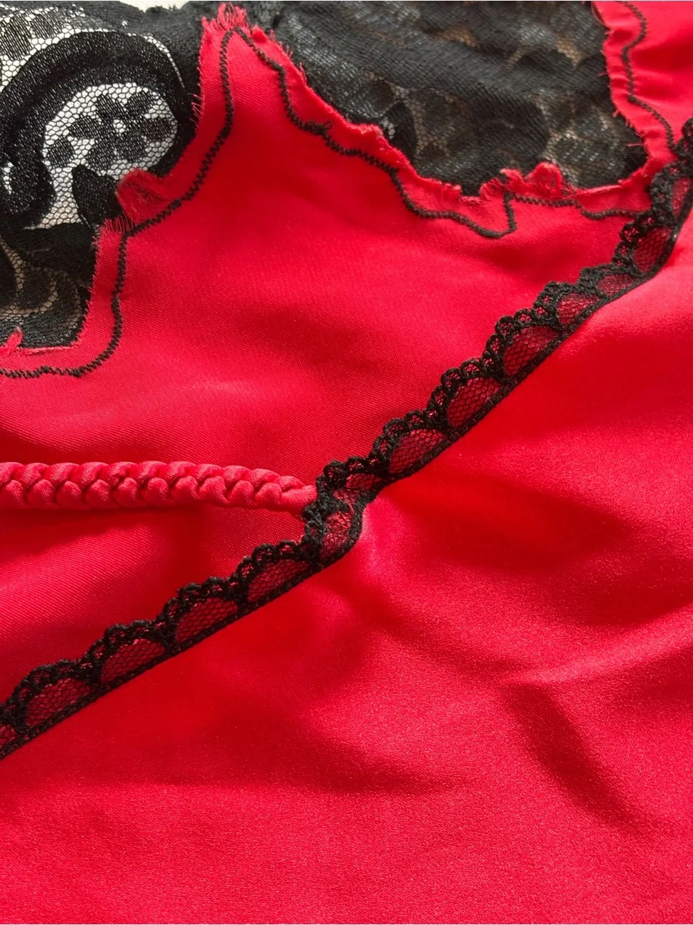 VICTORIA’S SECRET Gold Label Red Satin Lace Trim Slip Dress Nighty Medium